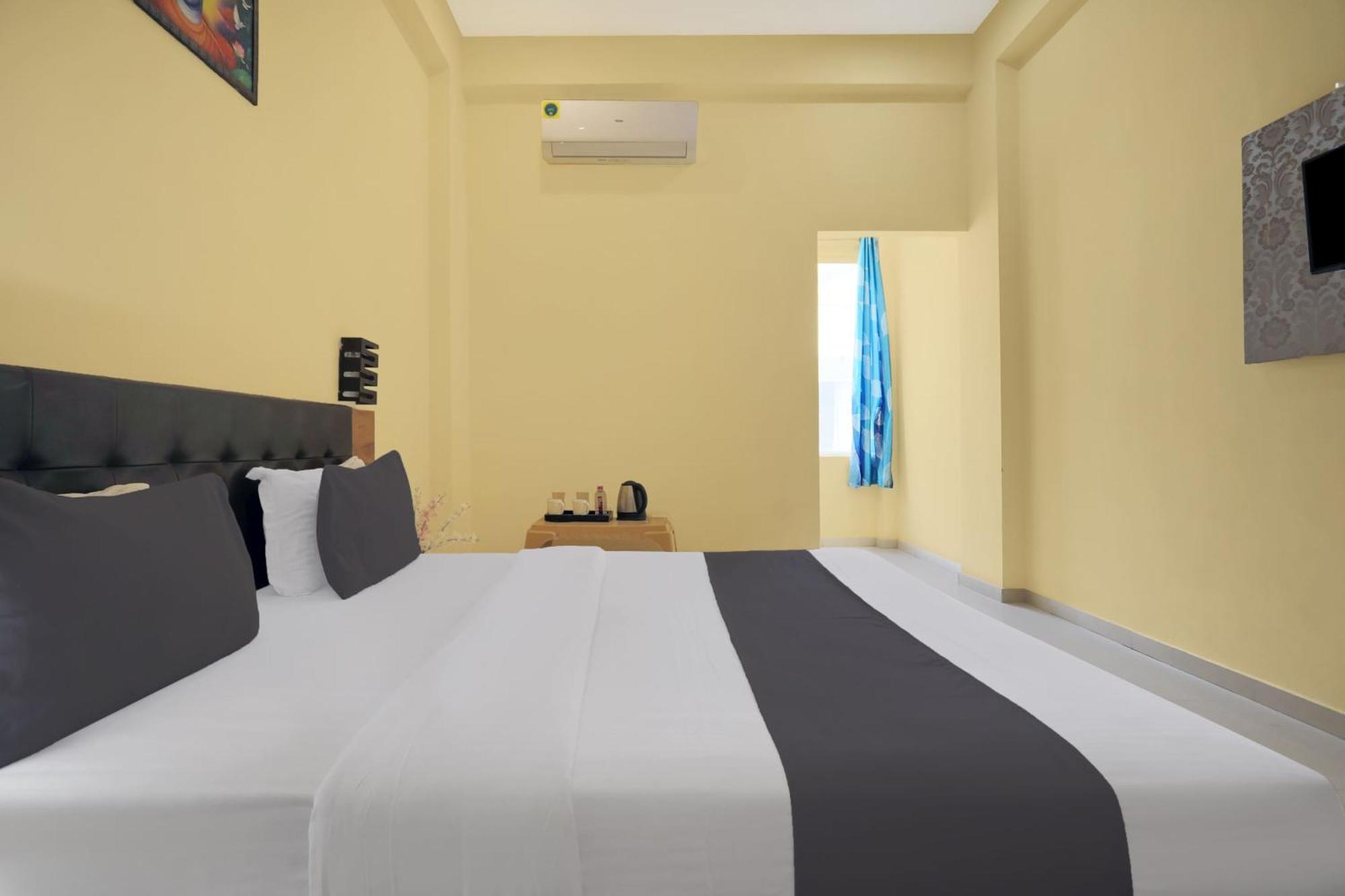 Collection O Amet Garh Hotel Udaipur Exterior photo